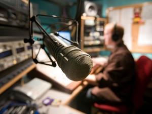Interviews à venir sur Bernay-radio.fr… Interviews à venir sur Bernay-radio.fr…