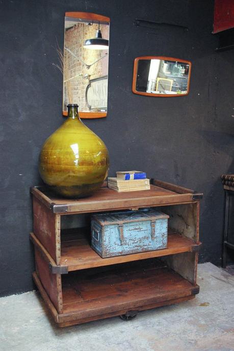 Où acheter du mobilier design et vintage en ligne Chariot d'usine - Marchand d'Oublis