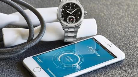 Smartwatches: Mondaine, Frederique Constant et Alpina dégainent simultanément Frederique_Constant_Montre_Connectee_3_640_360_s_c1_center_center