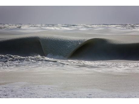 Photo insolite d’une vague de neige fondue photo-insolite-dune-vague-de-neige-fondue