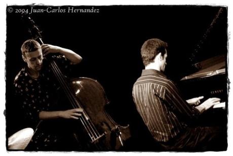 Le trio de Jean-Philippe Viret en concert au Café de la Danse (75) le 3 mars 2015 Jean-Philippe Viret et Edouard Ferlet par Juan CARLOS HERNANDEZ
