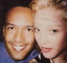 Au Lit Avec Madonna Au Lit Avec Madonna