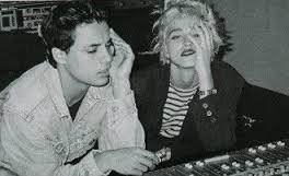 Au Lit Avec Madonna Au Lit Avec Madonna