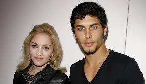 Au Lit Avec Madonna Au Lit Avec Madonna