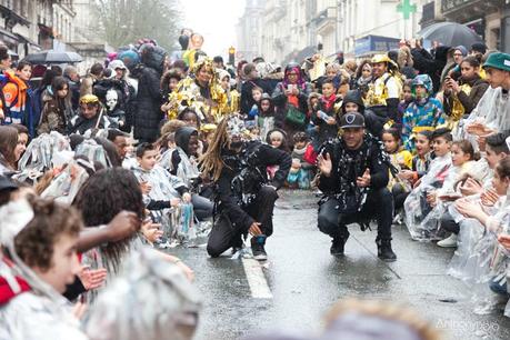 Reportage photo - Un carnaval des deux rives monstrueux entre les gouttes bordelaises ! carnaval_bordeaux_anthony_rojo-28 copie