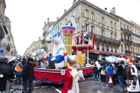 Reportage photo - Un carnaval des deux rives monstrueux entre les gouttes bordelaises ! carnaval_bordeaux_anthony_rojo-33 copie