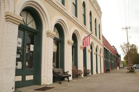 Une ville de « The Walking Dead » à vendre sur eBay Grantville-ebay-WalkingDead03