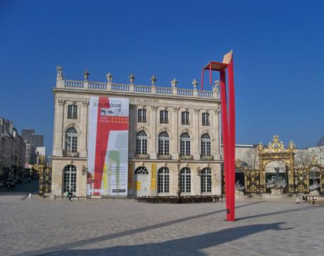 Place Stanislas, Nancy, 2012 - Réplique de la Chaise Métropole Place Stanislas, Nancy, 2012 - Réplique de la Chaise Métropole