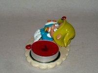 pot à dragée avec bébé elfe et son doudou en porcelaine froide