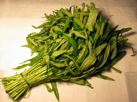 Ipomoea aquatica : Un légume-feuille incontournable dans la cuisine asiatique ! Ipomoea_aquatica-legume-exotique (1)