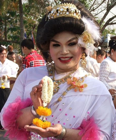 4 mars 2015 : Udonthani. Fête religieuse Makha Bucha 