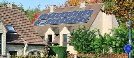 Selon Sonnenbatterie, ses produits permettent de couvrir 70 % des besoins en électricité d'une maison, au lieu de 30 %.