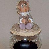 Pot douceur avec bébé fillette en porcelaine froide - Le petit monde d'Ingrid Pot douceur avec bébé fillette en porcelaine froide - Le petit monde d'Ingrid