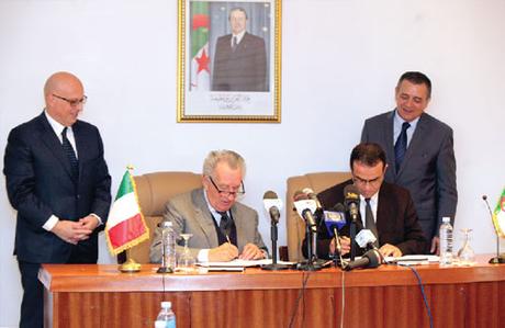Signature de l’accord de création de la Joint-Venture entre le Groupe Elec El-Djazaïr et la société italienne Ducati Energia Signature de l’accord de création de la Joint-Venture entre le Groupe Elec El-Djazaïr et la société italienne Ducati Energia