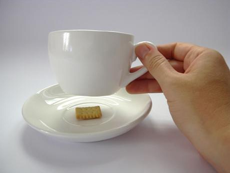 GOMMEH : ETONNER EN SERVANT LE THÉ - 2008 GOMMEH : ETONNER EN SERVANT LE THÉ - 2008