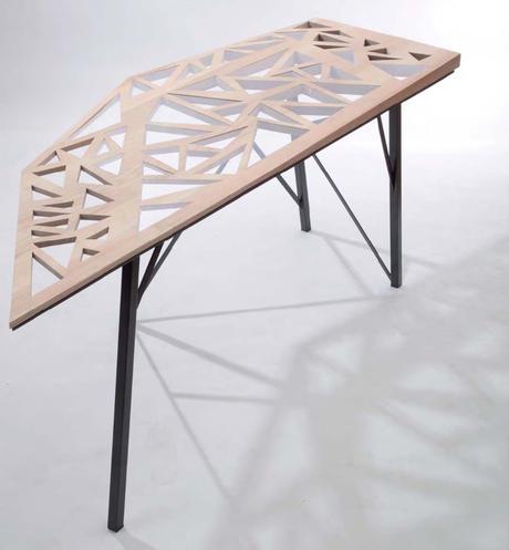 FOAL TABLE ET BUREAU PAR CHARLENE PLOURDEAU - 2012 FOAL TABLE ET BUREAU PAR CHARLENE PLOURDEAU - 2012