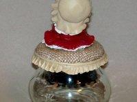 Pot douceur avec bébé fillette en porcelaine froide Pot douceur avec bébé fillette en porcelaine froide