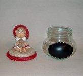 Pot douceur avec bébé fillette en porcelaine froide Pot douceur avec bébé fillette en porcelaine froide