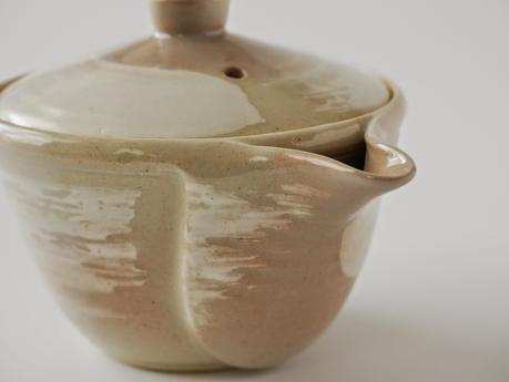 Asahi-yaki, terres et porcelaines et Uji Asahi-yaki, terres et porcelaines et Uji