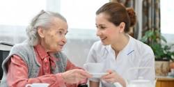 Zoom sur l’assistance aux personnes âgées aide à domicile