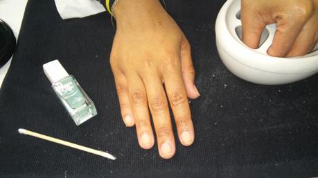 BEAUTE Ma manucure au Salon Modalis, Step by Step BEAUTE Ma manucure au Salon Modalis, Step by Step