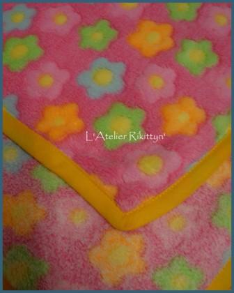 Plaids et Couvertures Pour l'hiver, petits plaids tout doux et couvertures pour garder les bébés bien au chaud.