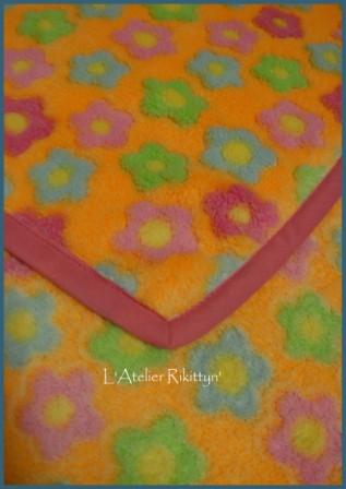 Plaids et Couvertures Pour l'hiver, petits plaids tout doux et couvertures pour garder les bébés bien au chaud.