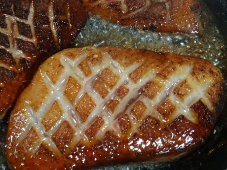 MAGRETS DE CANARD À L'ANANAS Cuisson des MAGRETS DE CANARD