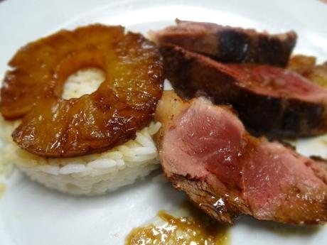 MAGRETS DE CANARD À L'ANANAS MAGRETS DE CANARD À L'ANANAS