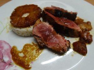 MAGRETS DE CANARD À L'ANANAS MAGRETS DE CANARD À L'ANANAS