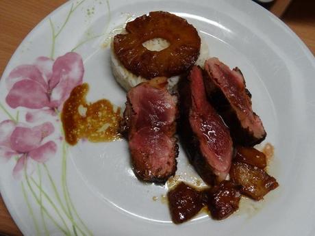 MAGRETS DE CANARD À L'ANANAS MAGRETS DE CANARD À L'ANANAS