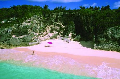 Des plages de sable rose