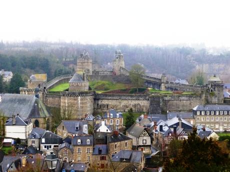 Bretagne – Fougères, ville médiévale et architecture militaire