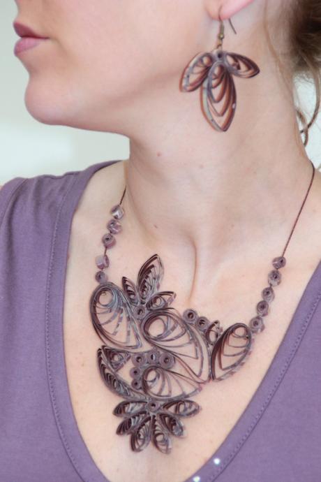 La maison d'Emil papiers : des bijoux en volutes en voila La maison d'Emil papiers : des bijoux en volutes en voila