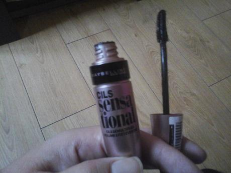 Mon avis sur le Roller Lash de Benefit et le Cils sensationals de Maybelline, des dupes ? Mon avis sur le Roller Lash de Benefit et le Cils sensationals de Maybelline, des dupes ?