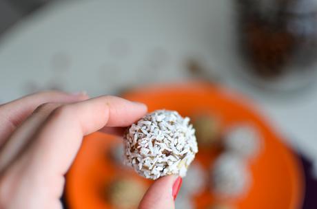 Perles de fruits secs à la fleur d’oranger | Cru & Vegan Perles de fruits secs