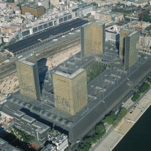 Vue aérienne de la Bibliothèque Nationale de France © DR