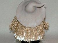 Pot douceur avec p'tite sorcière et son chat en porcelaine froide Pot douceur avec p'tite sorcière et son chat en porcelaine froide