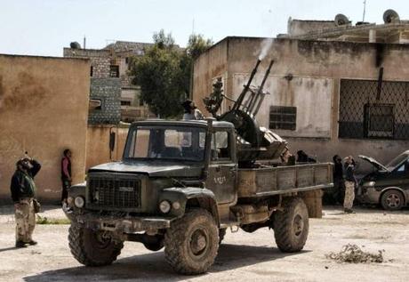 Syrie : La ville stratégique d'Idleb tombe aux mains d'el-Qaëda