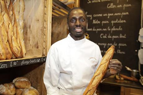 Le lauréat du prix de la meilleure baguette de Paris 2015 est Djibril Bodian, artisan boulanger-pâtissier à la boulangerie « Le Grenier à Pain », située  38 rue des Abbesses (18ème)
