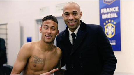 Neymar et Thierry Henry prennent la pose