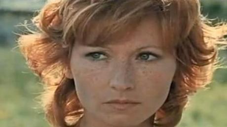 Marlène Jobert : l'actrice phare des années 70 se dévoile.. juste un peu!!
