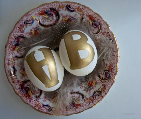 Pâques 2015 - Idées décoration trop faciles anteketborka.blogspot.com, pâques oeufs monogrammes d