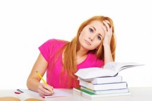 APPRENTISSAGE chez l'ADO: 1 heure de devoirs à la maison suffit! – Journal of Educational Psychology