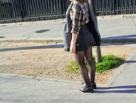 La chemise à carreaux La chemise à carreaux