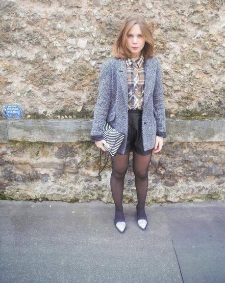 La chemise à carreaux La chemise à carreaux