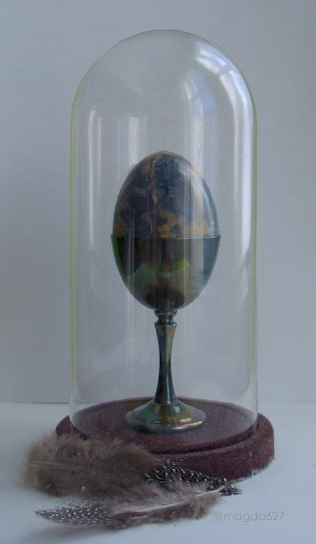 Pâques 2015 - Faut-il mettre les oeufs en cage ? anteketborka.blogspot.com, Pâques sous cloche b