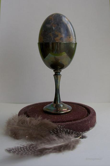 Pâques 2015 - Faut-il mettre les oeufs en cage ? anteketborka.blogspot.com, Pâques sous cloche c