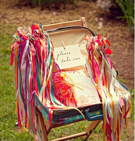 Des petites touches de couleurs pour votre mariage rubans-couleurs