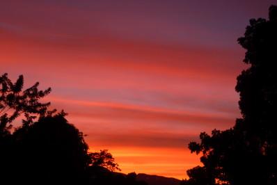 Coucher de soleil sur les montages de Guadeloupe Coucher de soleil sur les montages de Guadeloupe